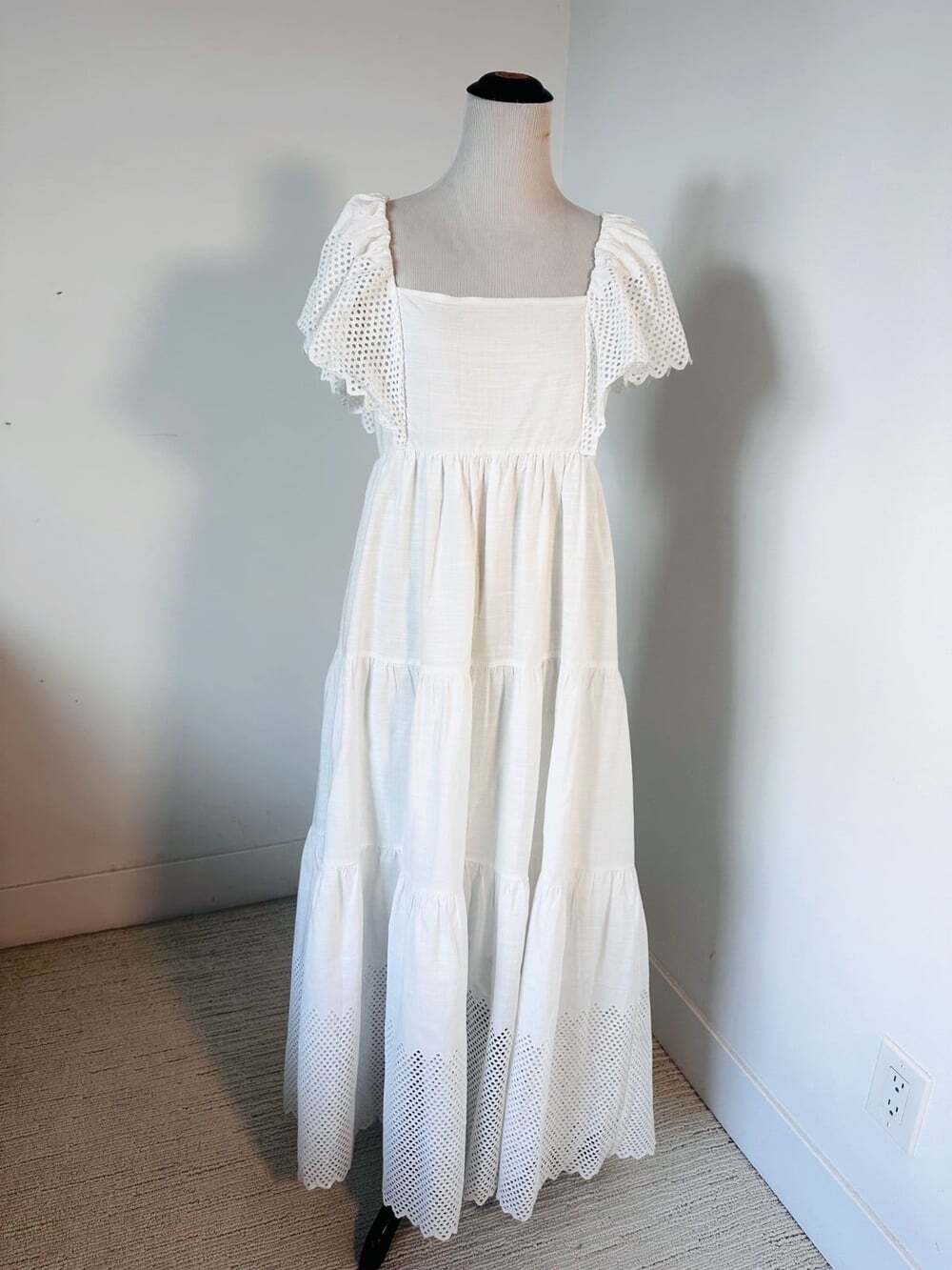 THE GREAT NWT Eyelet Hummingbird White Size 3 Mdi Dress Coquette Coastal Cowgirl